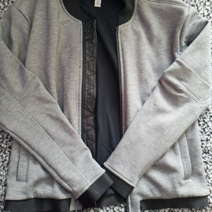 THICC Under Armour Jacket size med